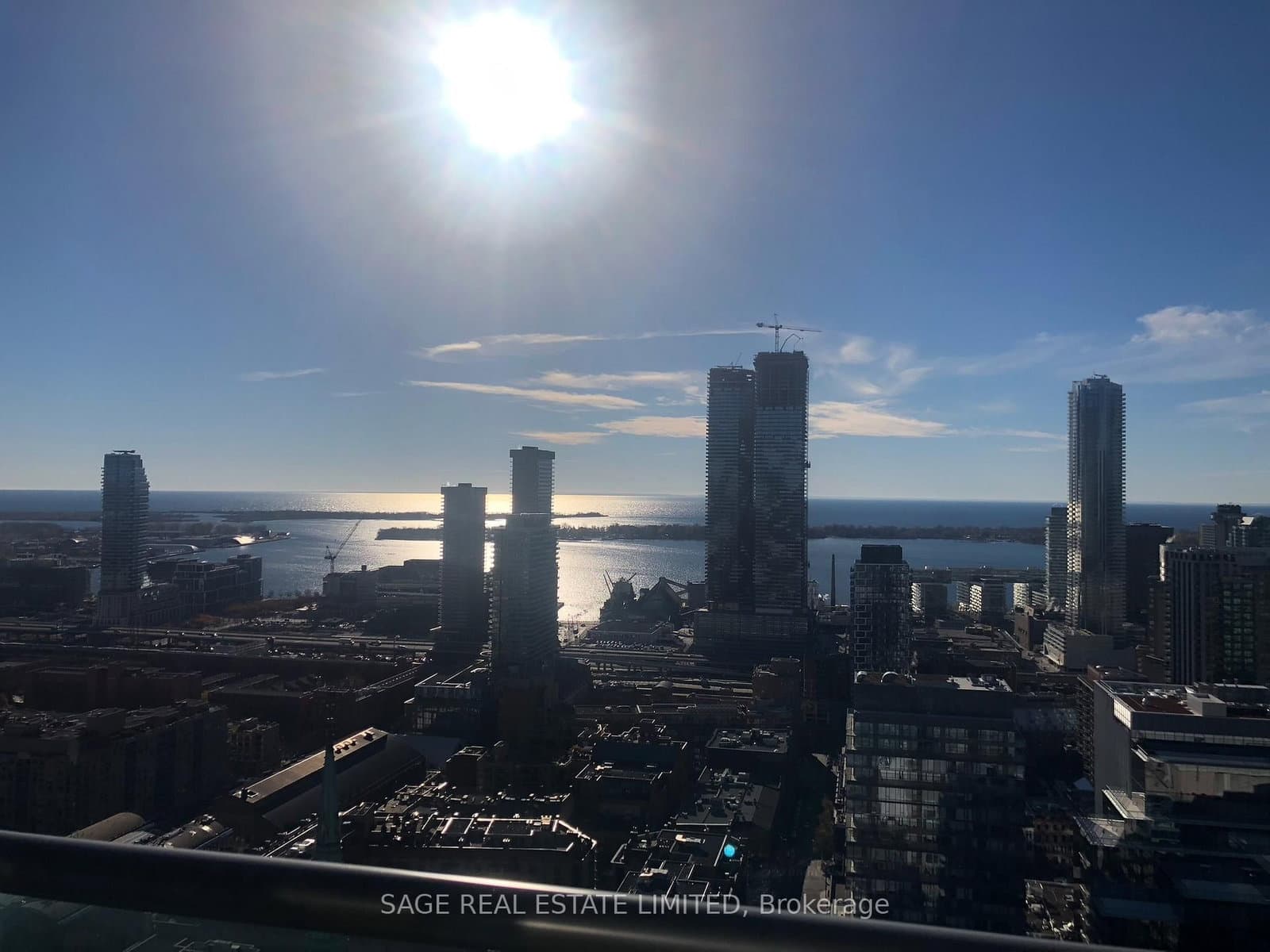 33 Lombard Street, Unit 4004 thumbnail 43