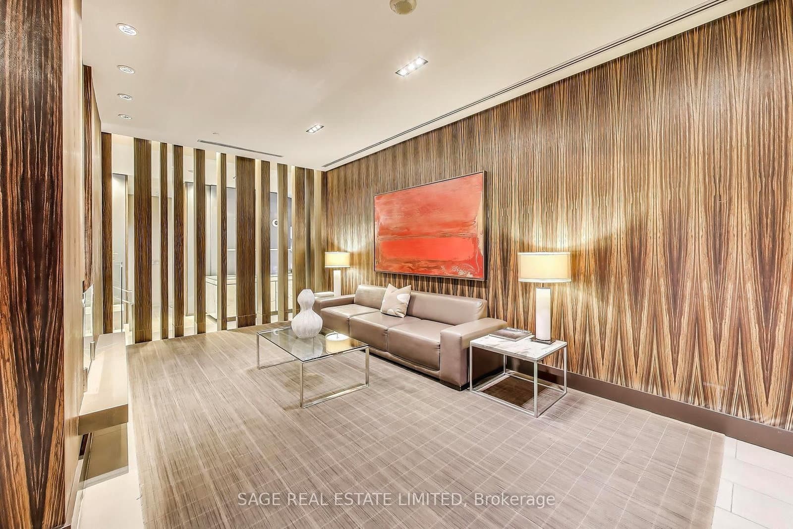 33 Lombard Street, Unit 4004 thumbnail 6