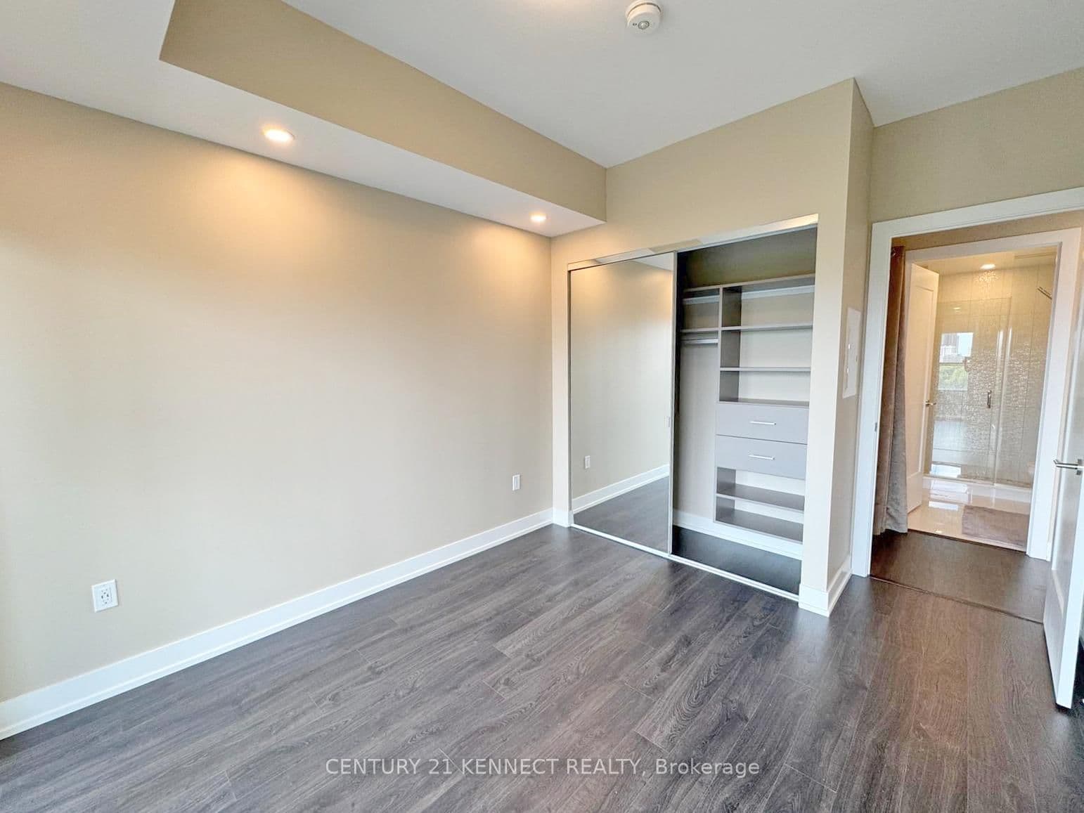 30 Inn On The Park Drive, Unit 706 thumbnail 16