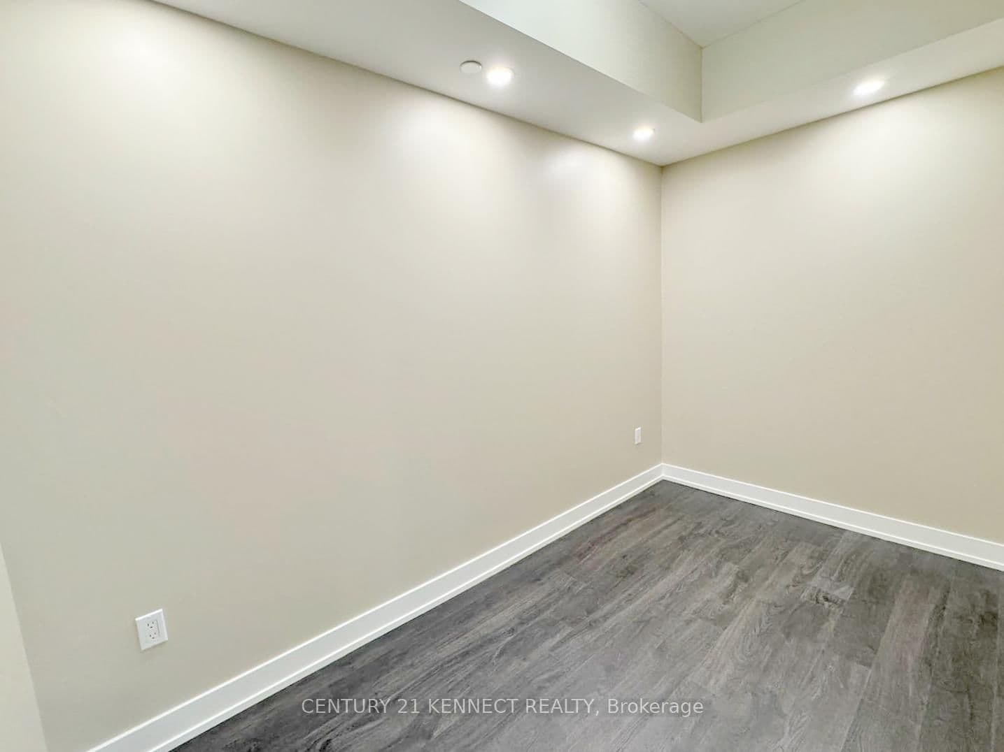 30 Inn On The Park Drive, Unit 706 thumbnail 18