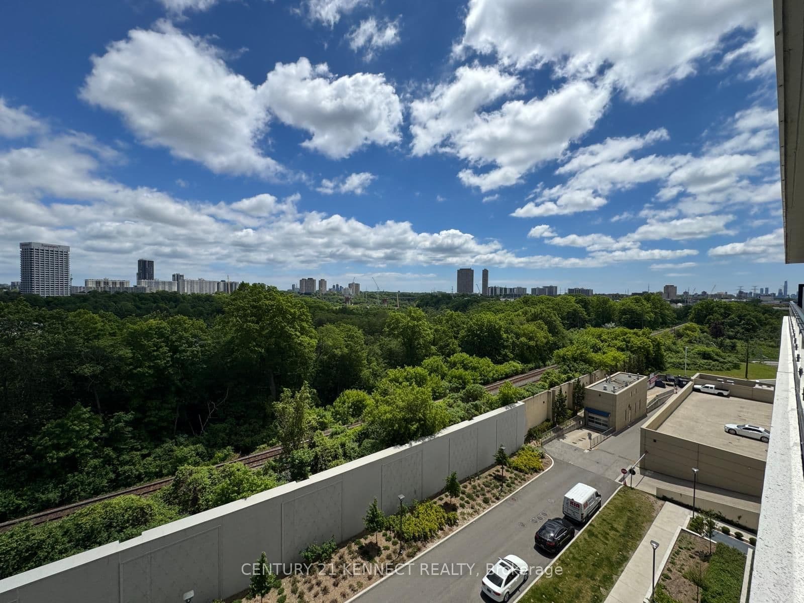 30 Inn On The Park Drive, Unit 706 thumbnail 27