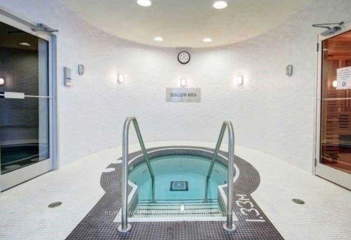 12 York Street, Unit 1403 thumbnail 13