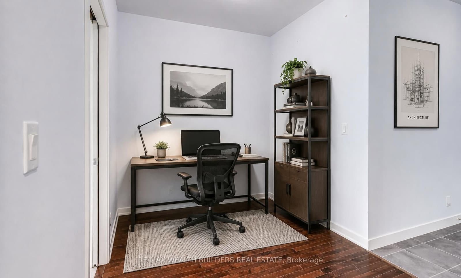 12 York Street, Unit 1403 thumbnail 4