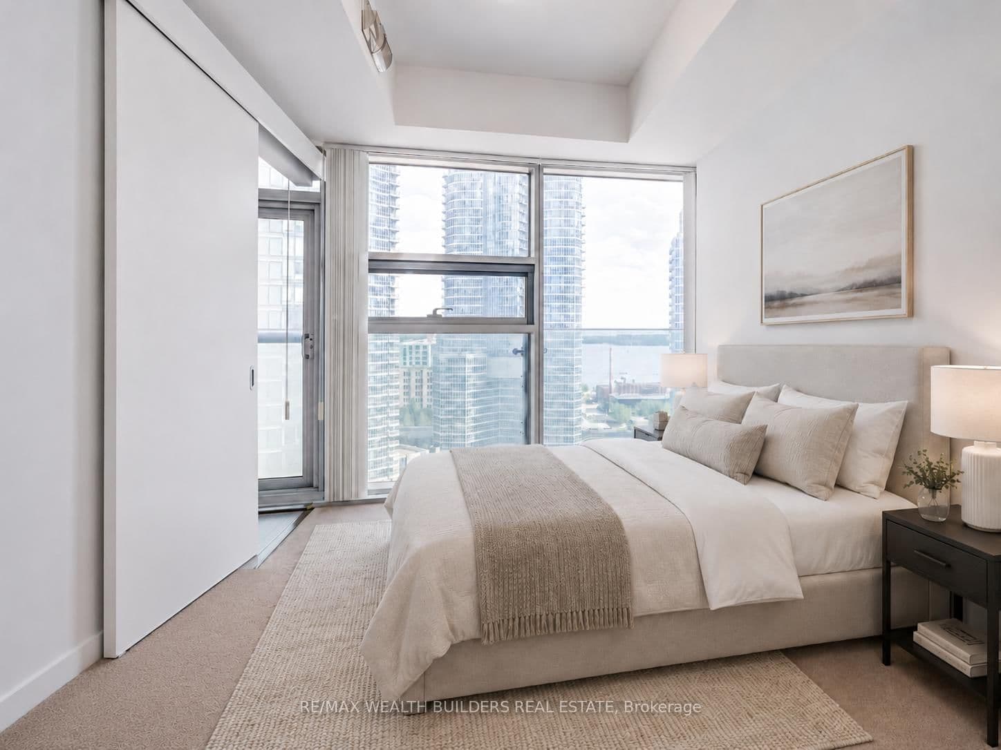 12 York Street, Unit 1403 thumbnail 5