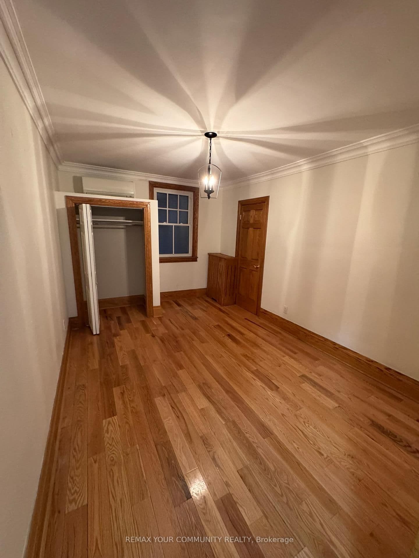 181 St Clair Avenue, Unit main thumbnail 9