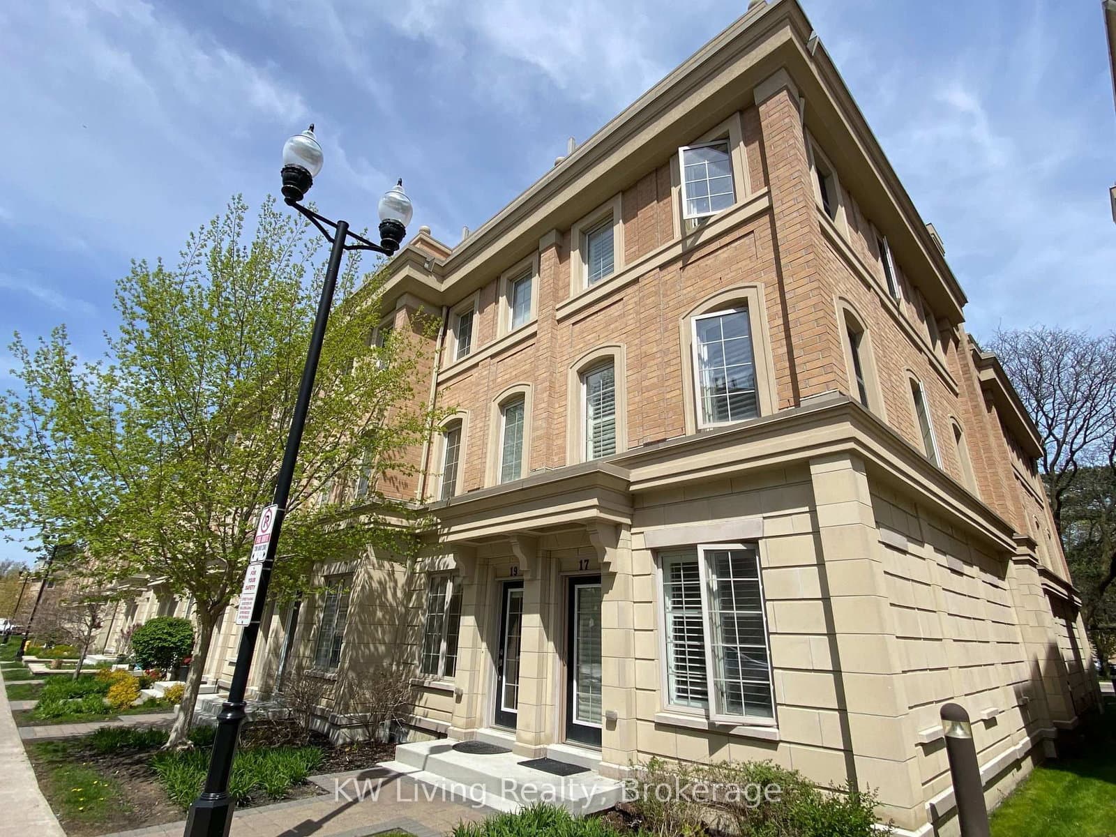 17 Hargrave Lane