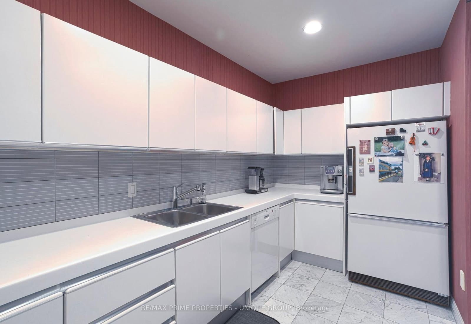 112 Scollard Street thumbnail 20