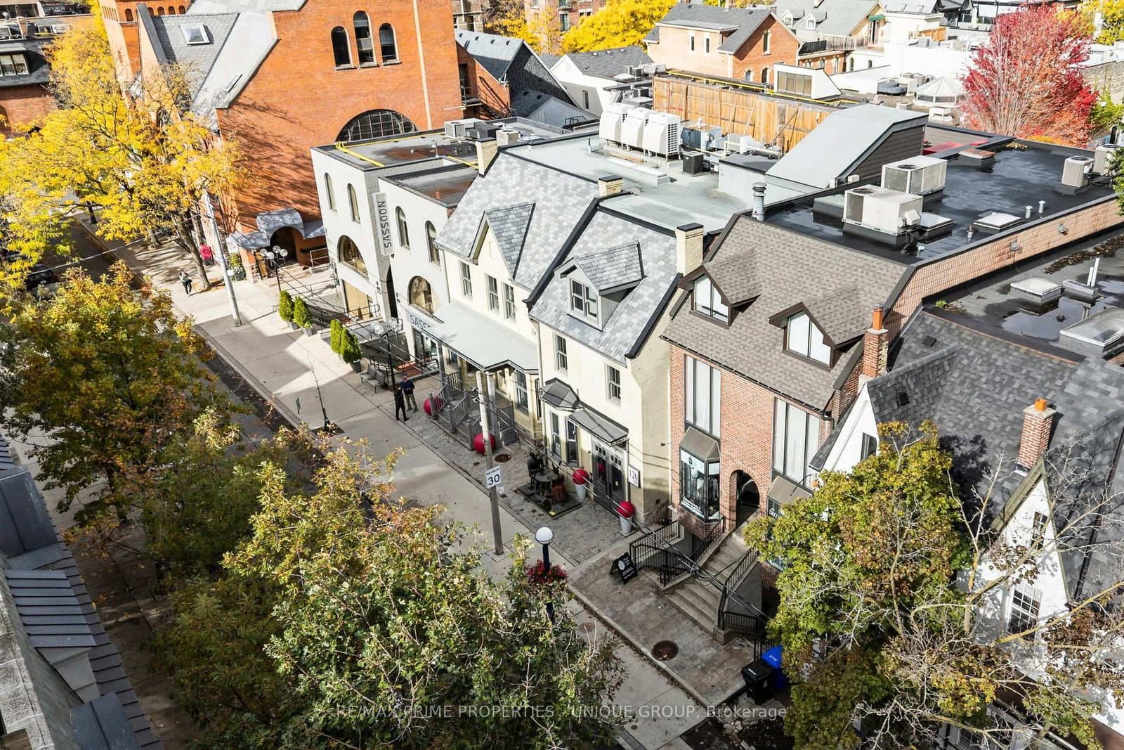 112 Scollard Street thumbnail 3