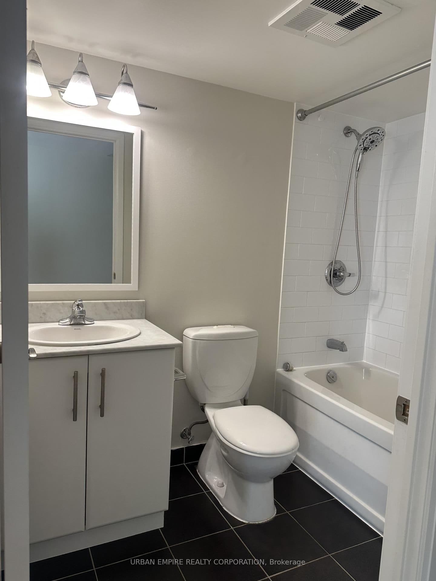 2181 Yonge Street, Unit 1602 thumbnail 17
