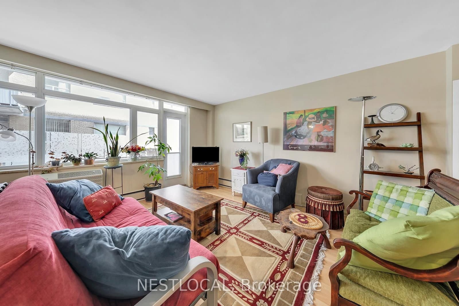 581 Avenue Road Avenue, Unit 504 thumbnail 10