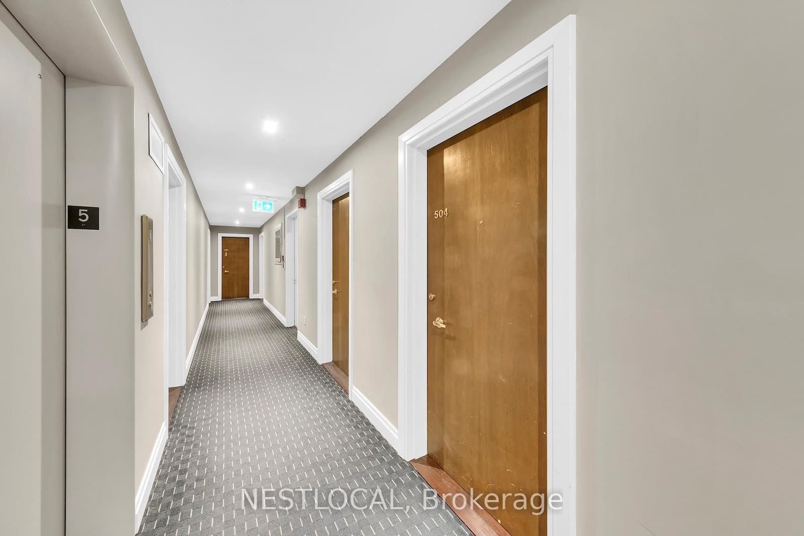 581 Avenue Road Avenue, Unit 504 thumbnail 5
