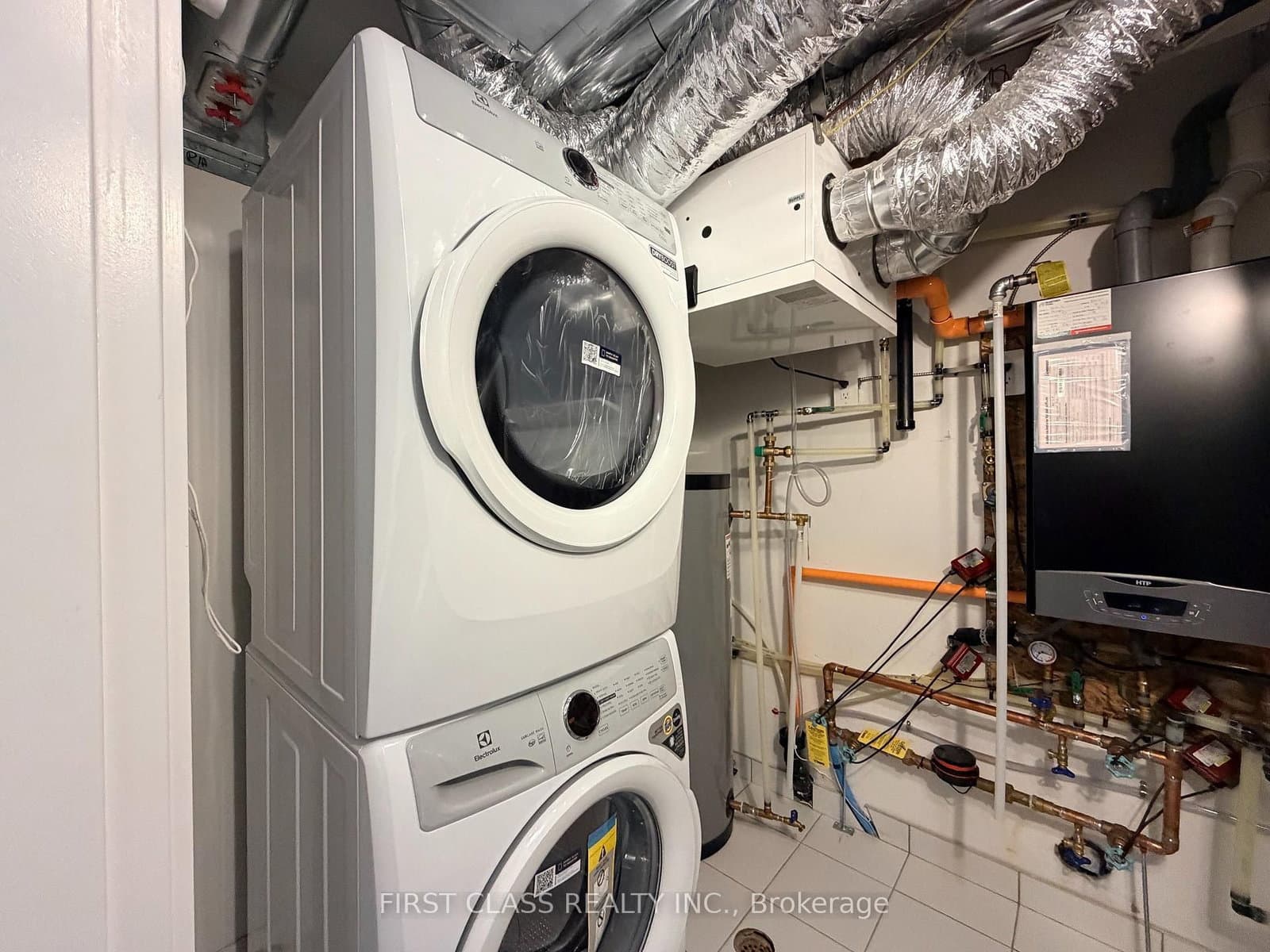 24 Green Garden Boulevard, Unit BSMT thumbnail 4