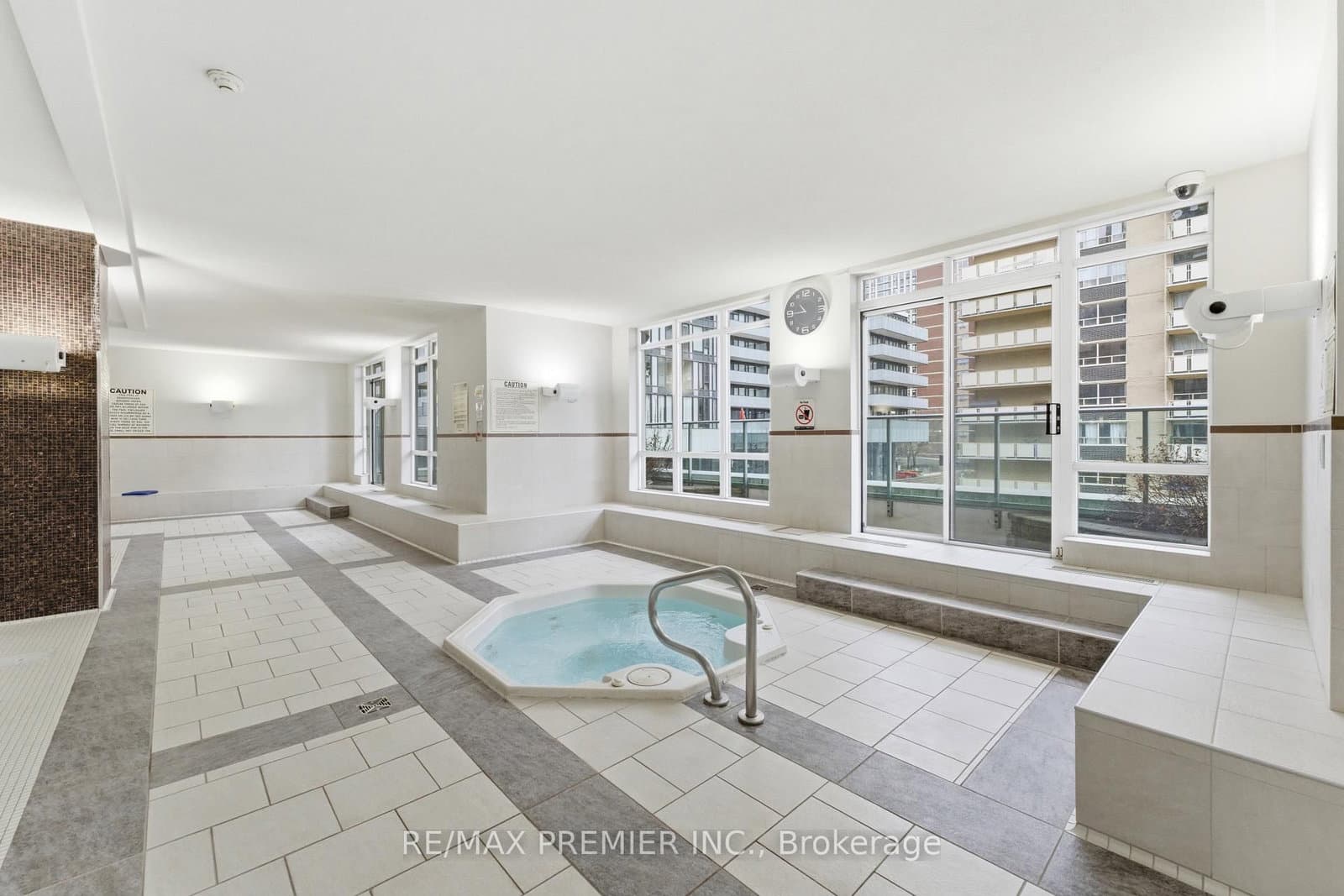 212 Eglinton Avenue E, Unit 307 thumbnail 18