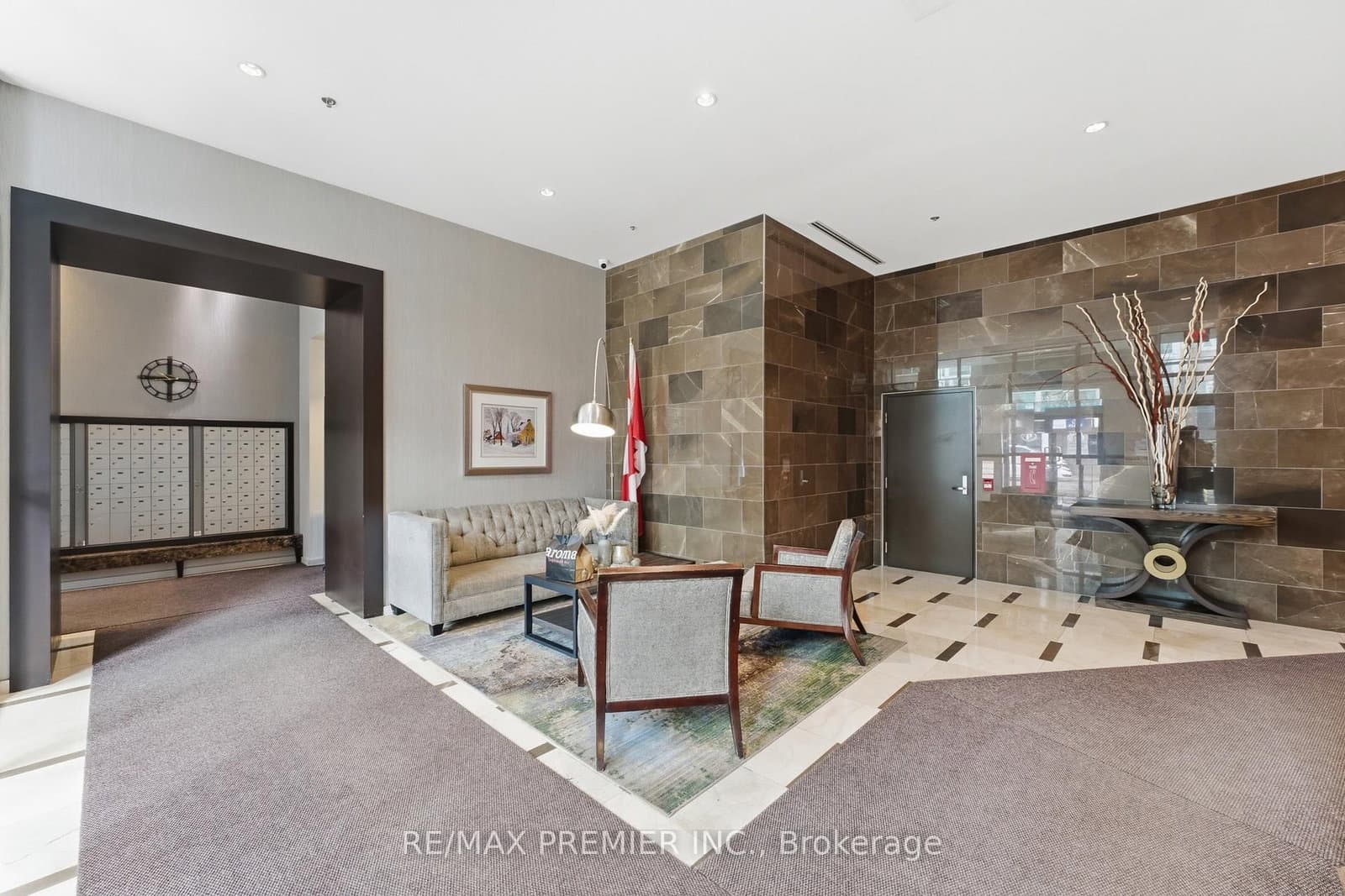 212 Eglinton Avenue E, Unit 307 thumbnail 22