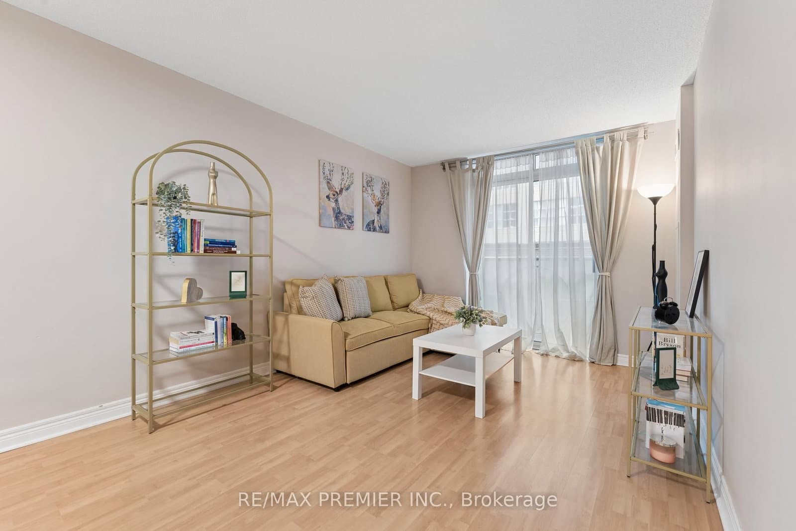 212 Eglinton Avenue E, Unit 307 thumbnail 3