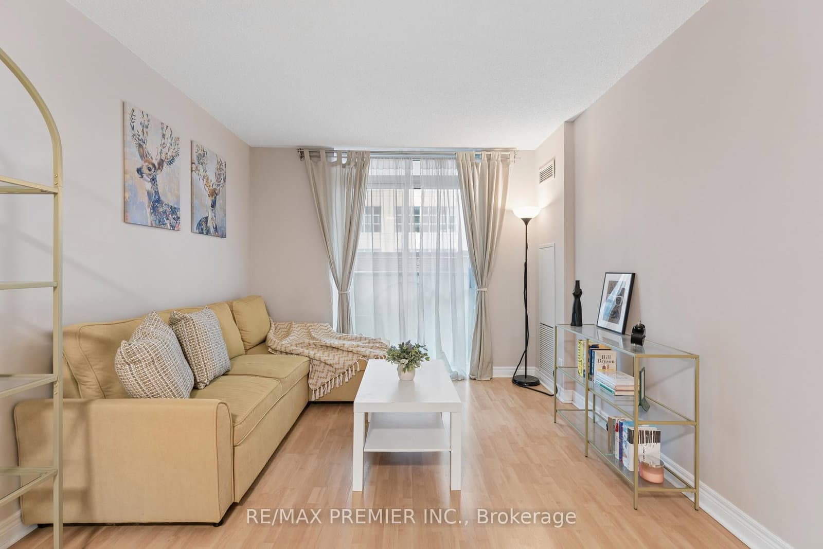 212 Eglinton Avenue E, Unit 307 thumbnail 4