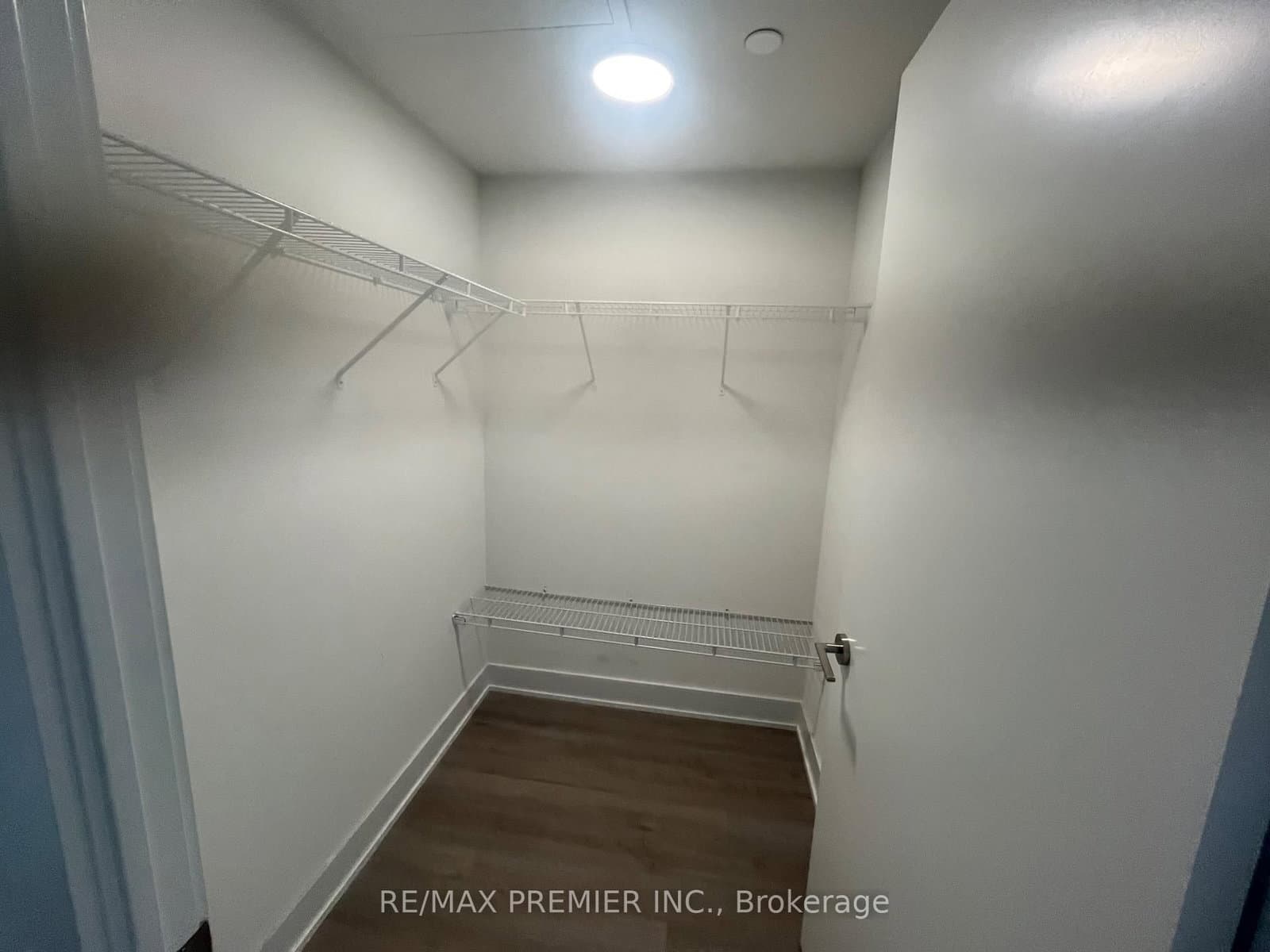 8 Cumberland Street, Unit 3506 thumbnail 18