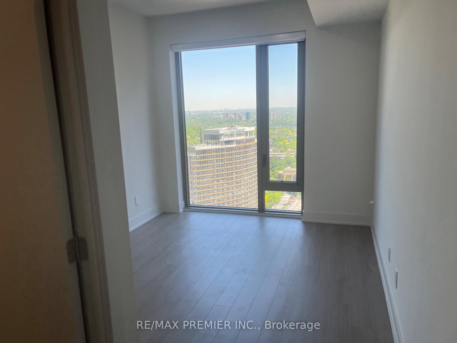 8 Cumberland Street, Unit 3506 thumbnail 27