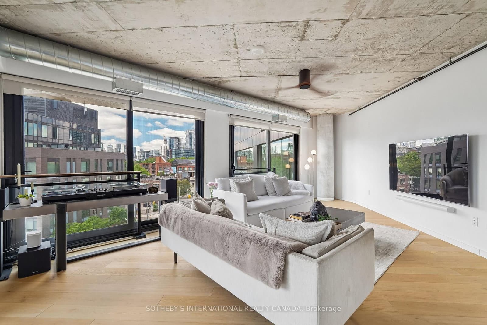 47 Lower River Street, Unit Ph39 thumbnail 13