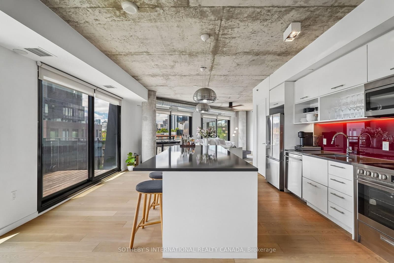47 Lower River Street, Unit Ph39 thumbnail 3