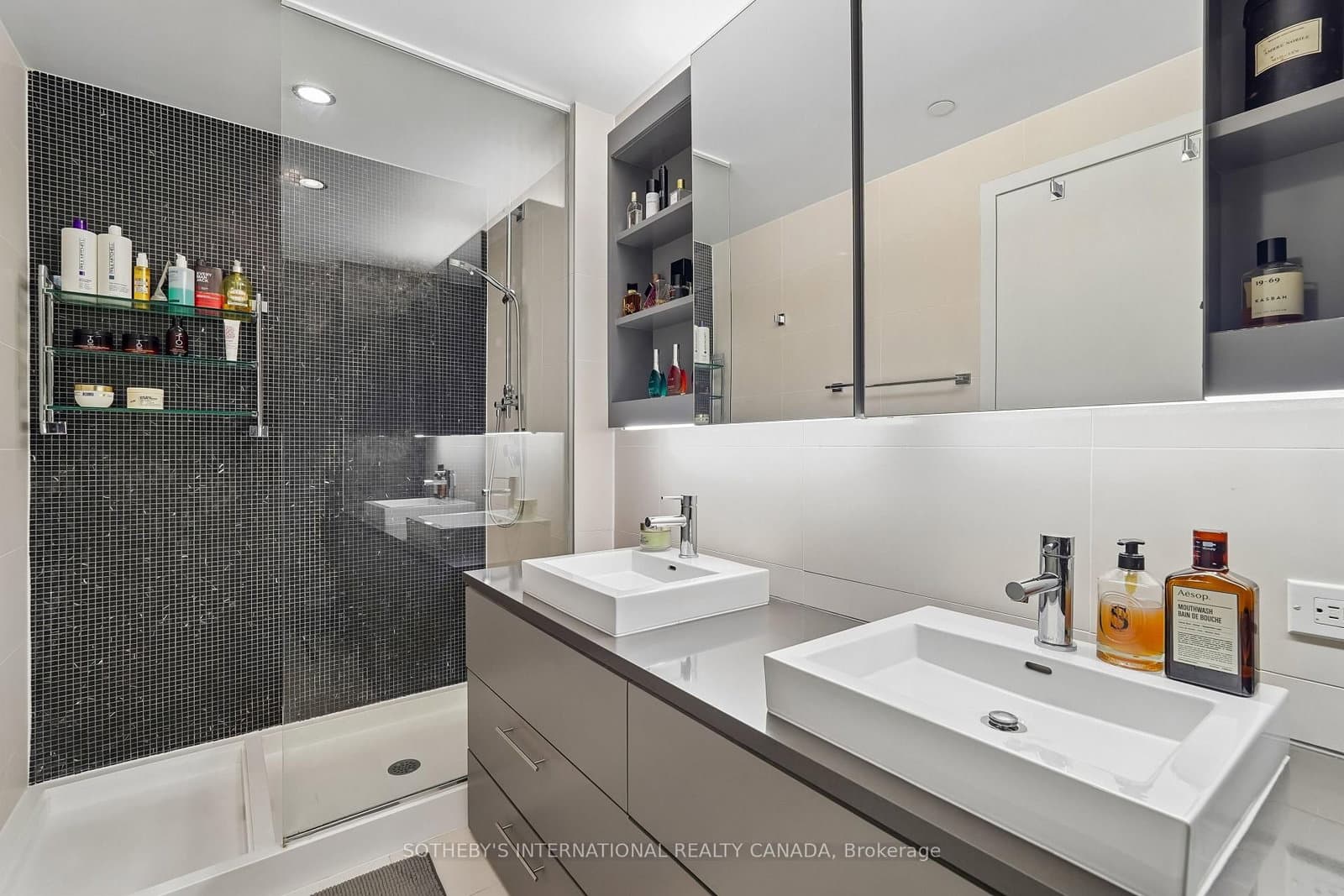 47 Lower River Street, Unit Ph39 thumbnail 30