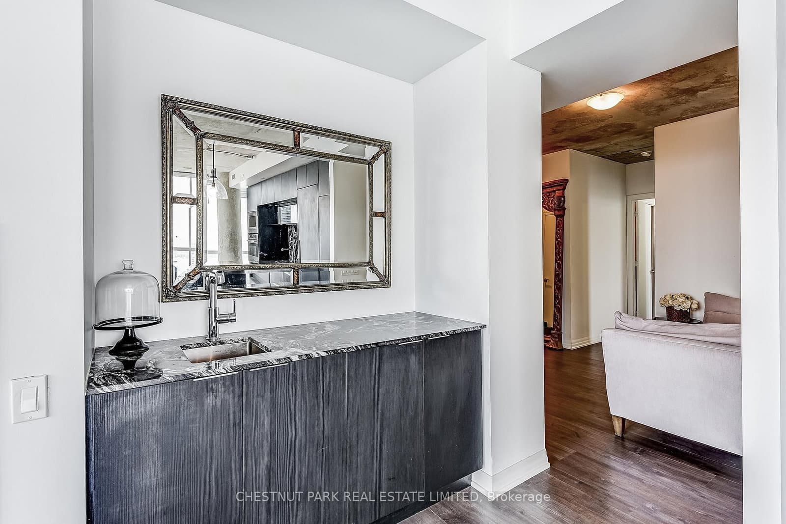 88 Blue Jays Way, Unit 4005 thumbnail 11