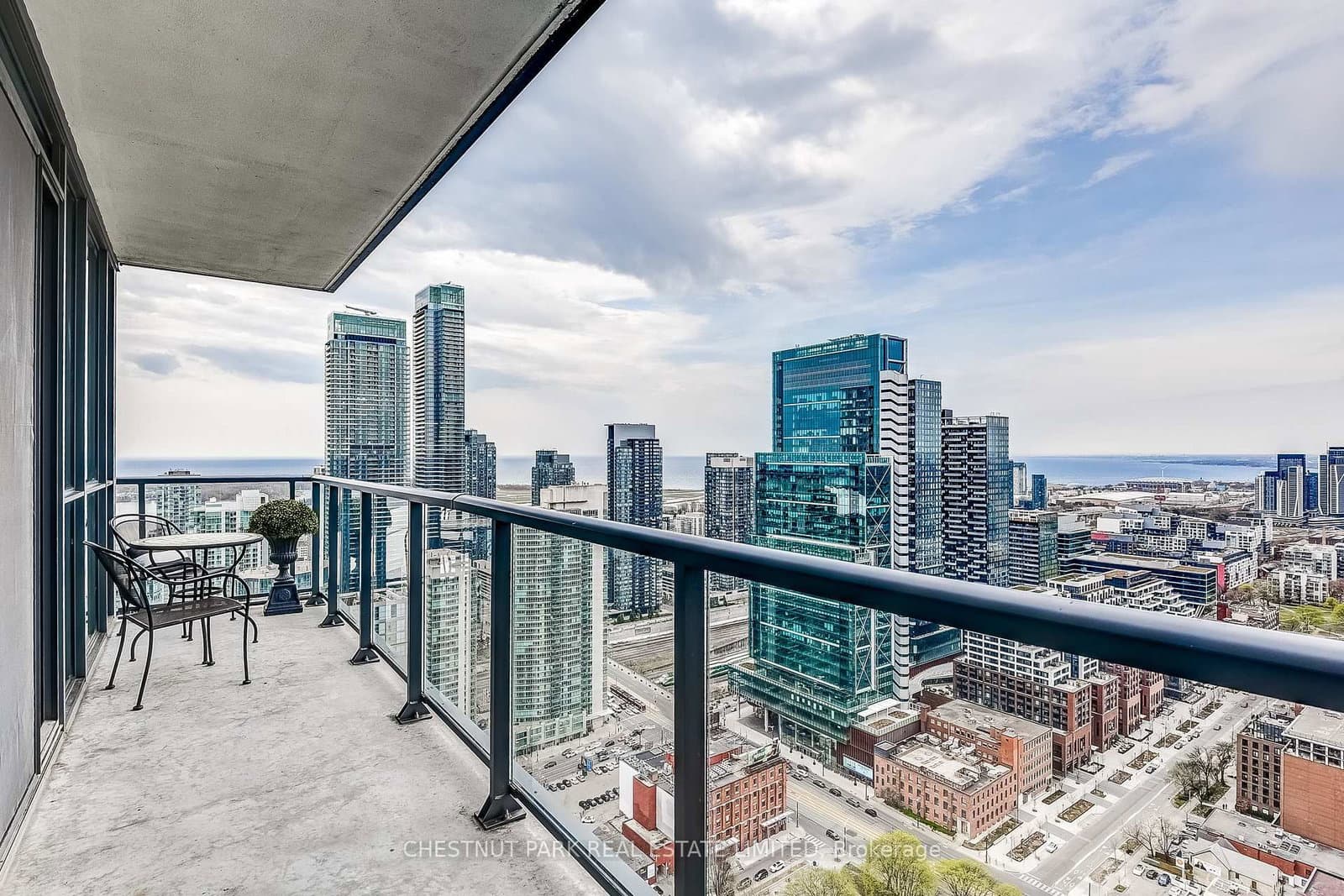 88 Blue Jays Way, Unit 4005 thumbnail 22