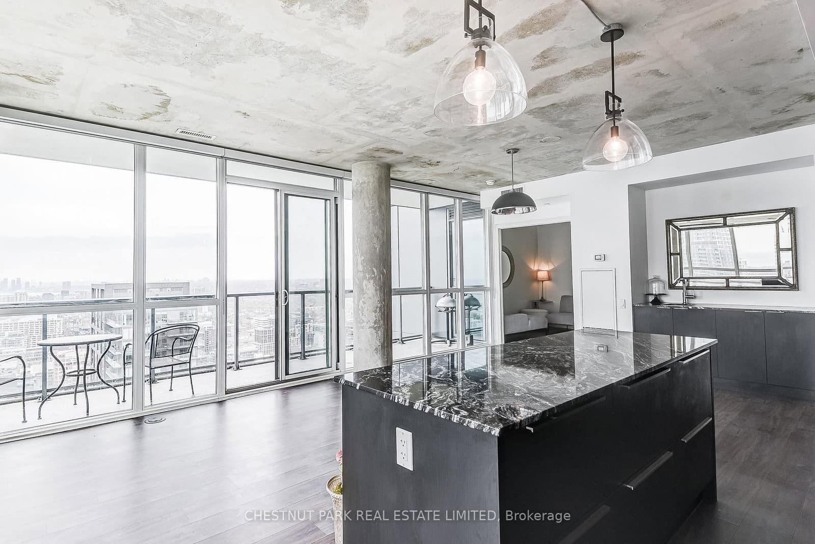 88 Blue Jays Way, Unit 4005 thumbnail 5