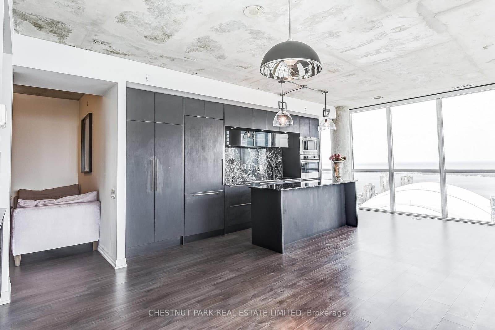 88 Blue Jays Way, Unit 4005 thumbnail 9