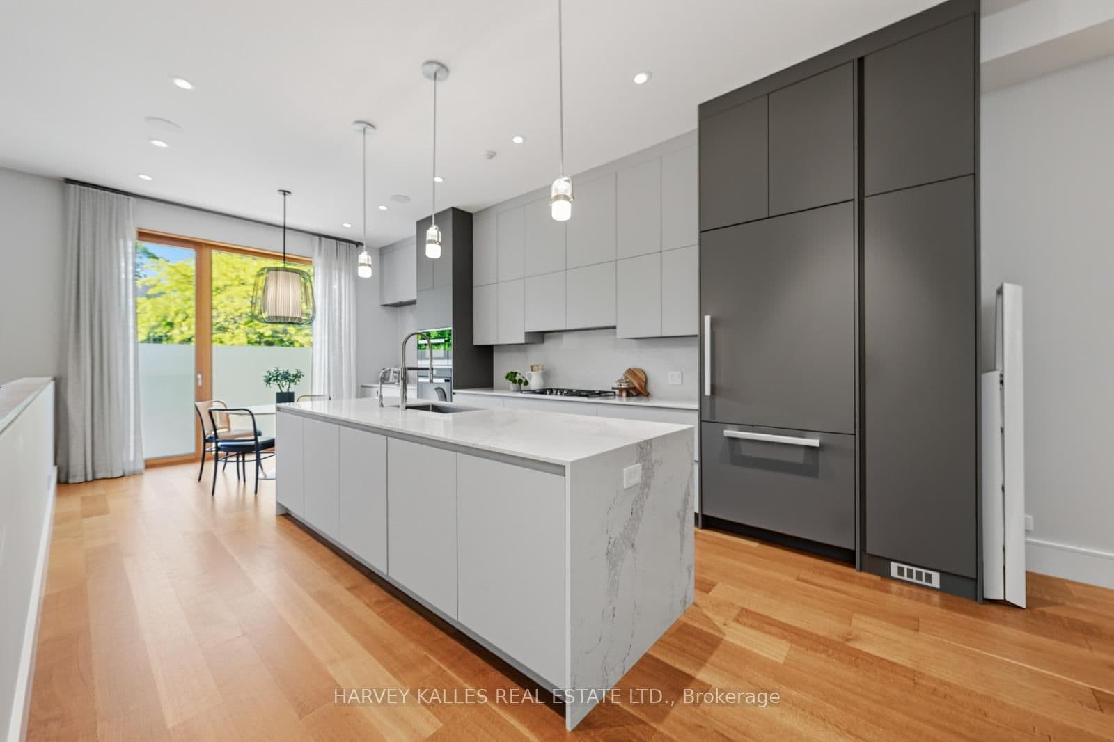 67 Heath Street W thumbnail 12