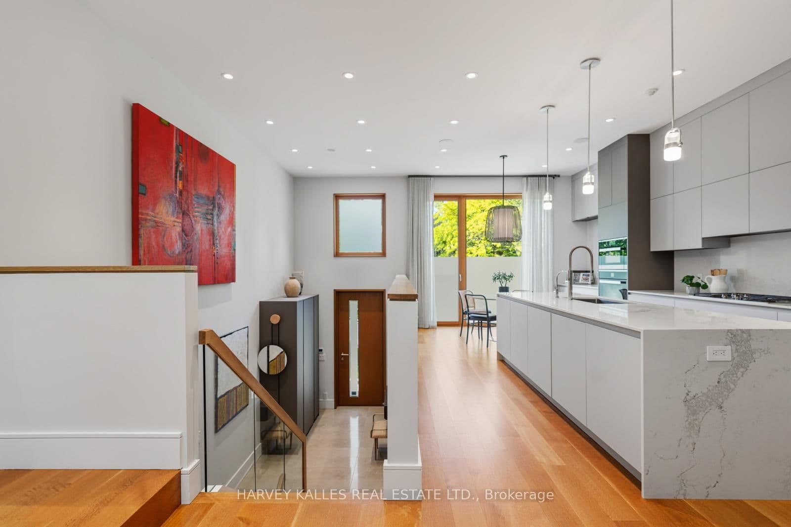 67 Heath Street W thumbnail 14