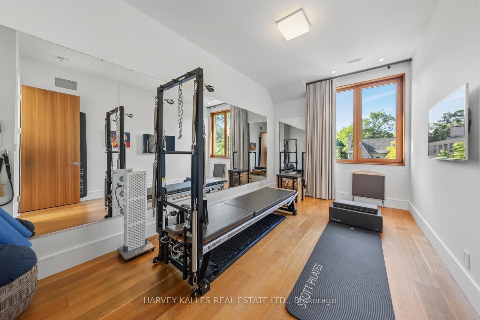 67 Heath Street W thumbnail 32