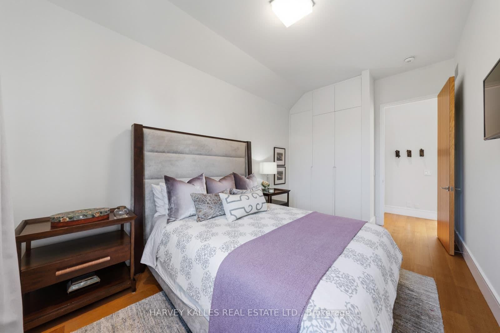 67 Heath Street W thumbnail 36