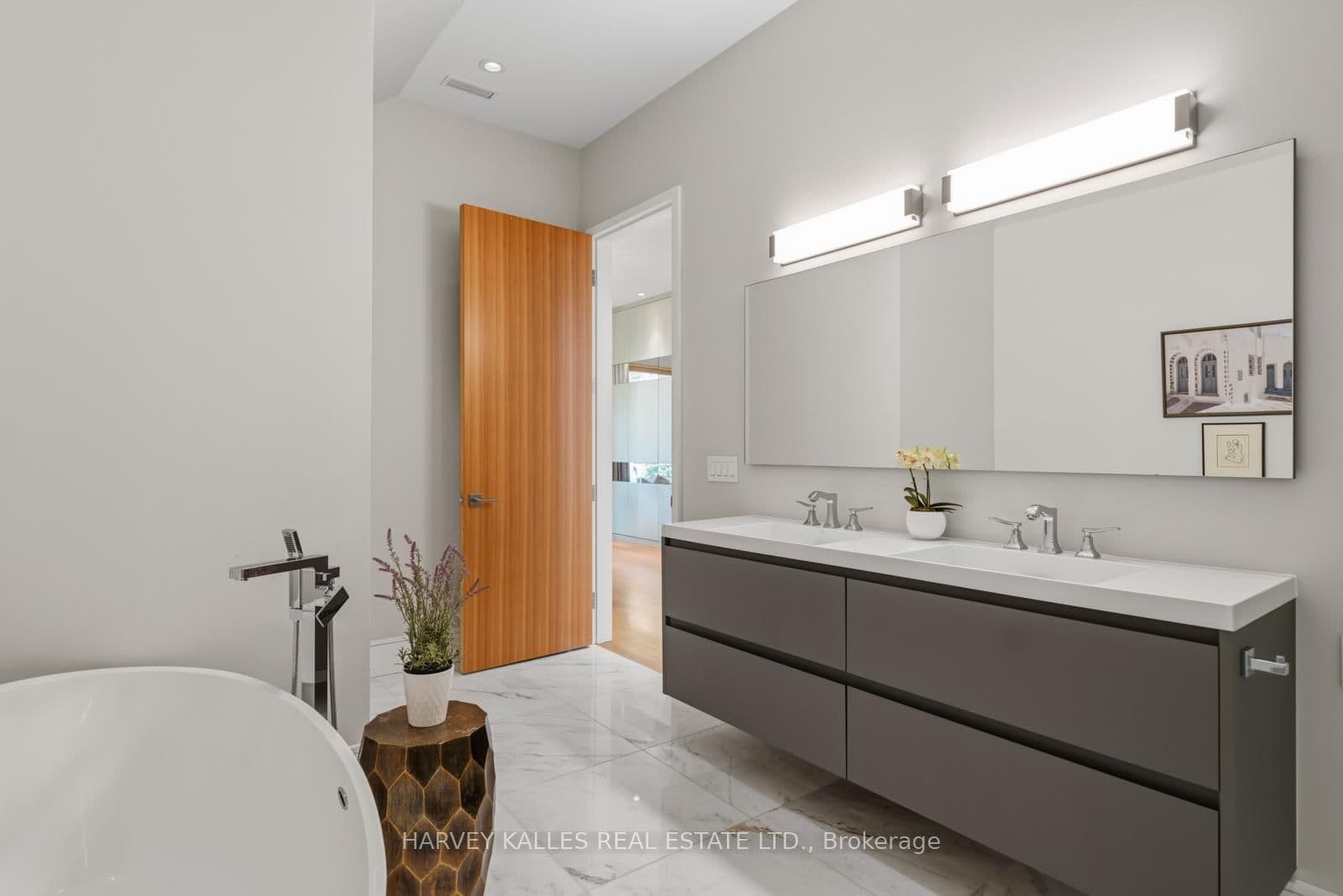 67 Heath Street W thumbnail 39