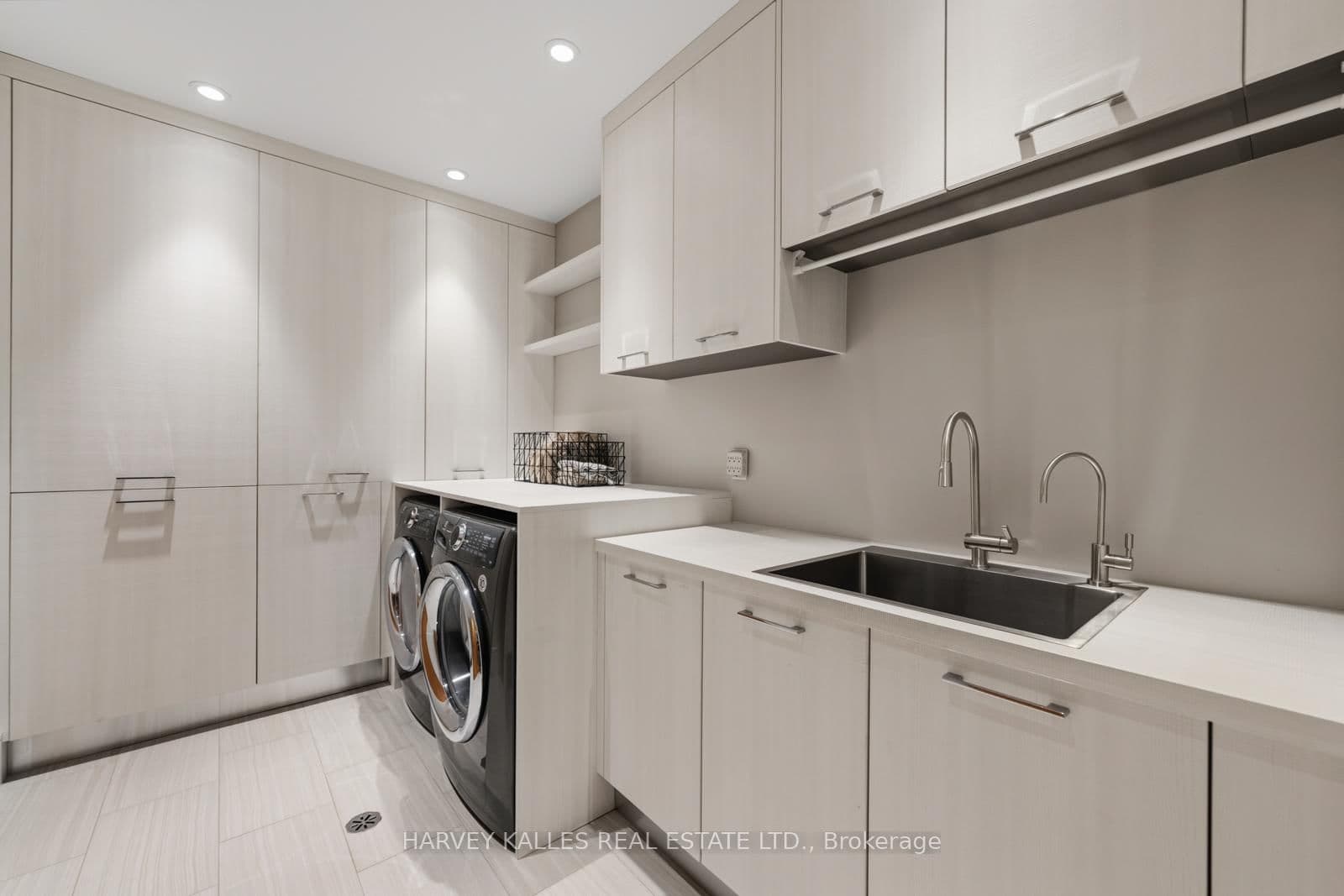 67 Heath Street W thumbnail 41