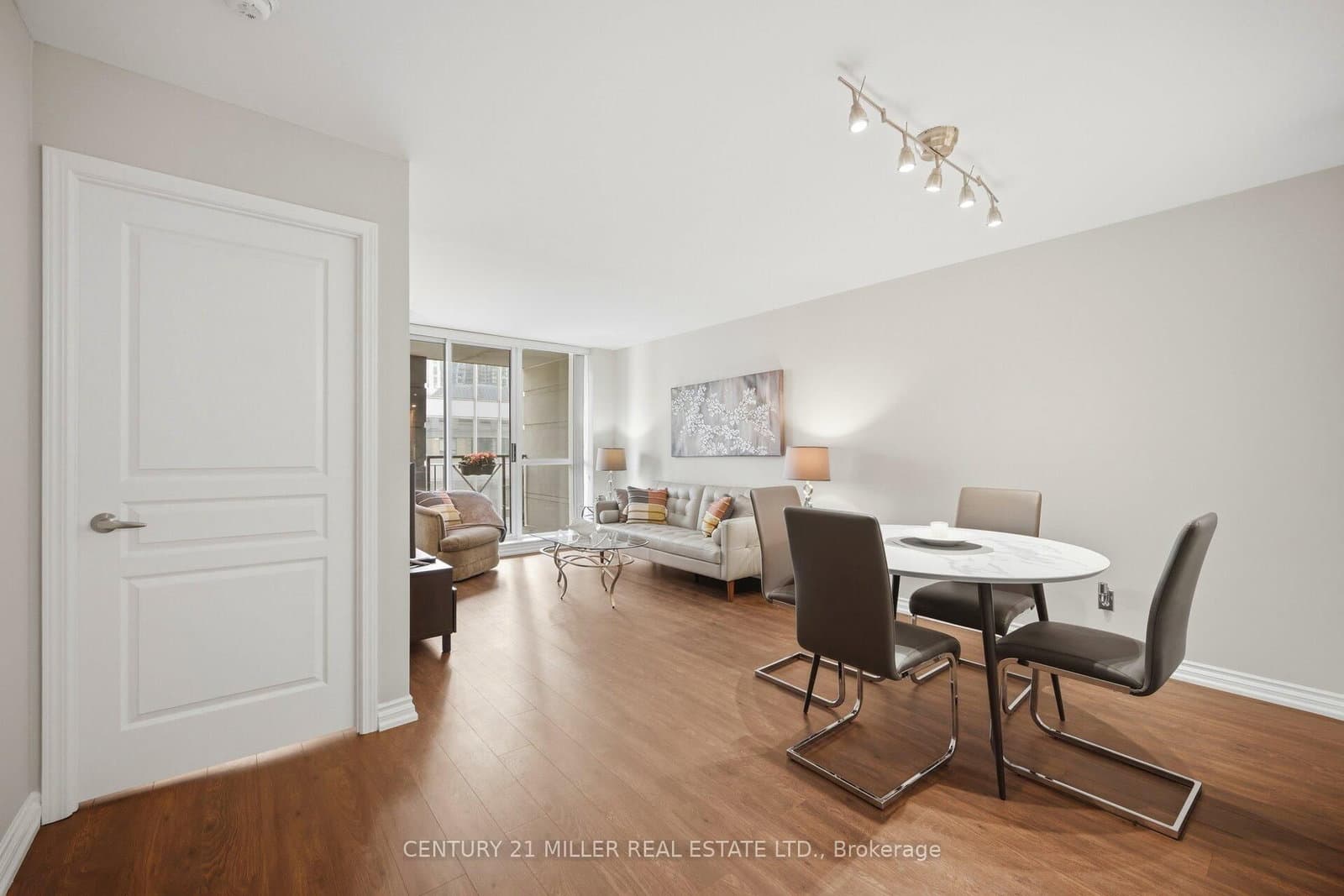140 Simcoe Road, Unit PH # 12 thumbnail 11