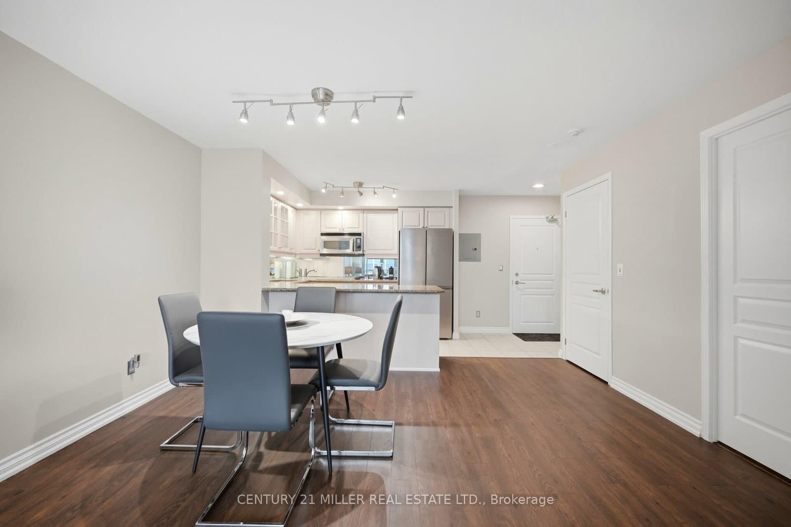 140 Simcoe Road, Unit PH # 12 thumbnail 13
