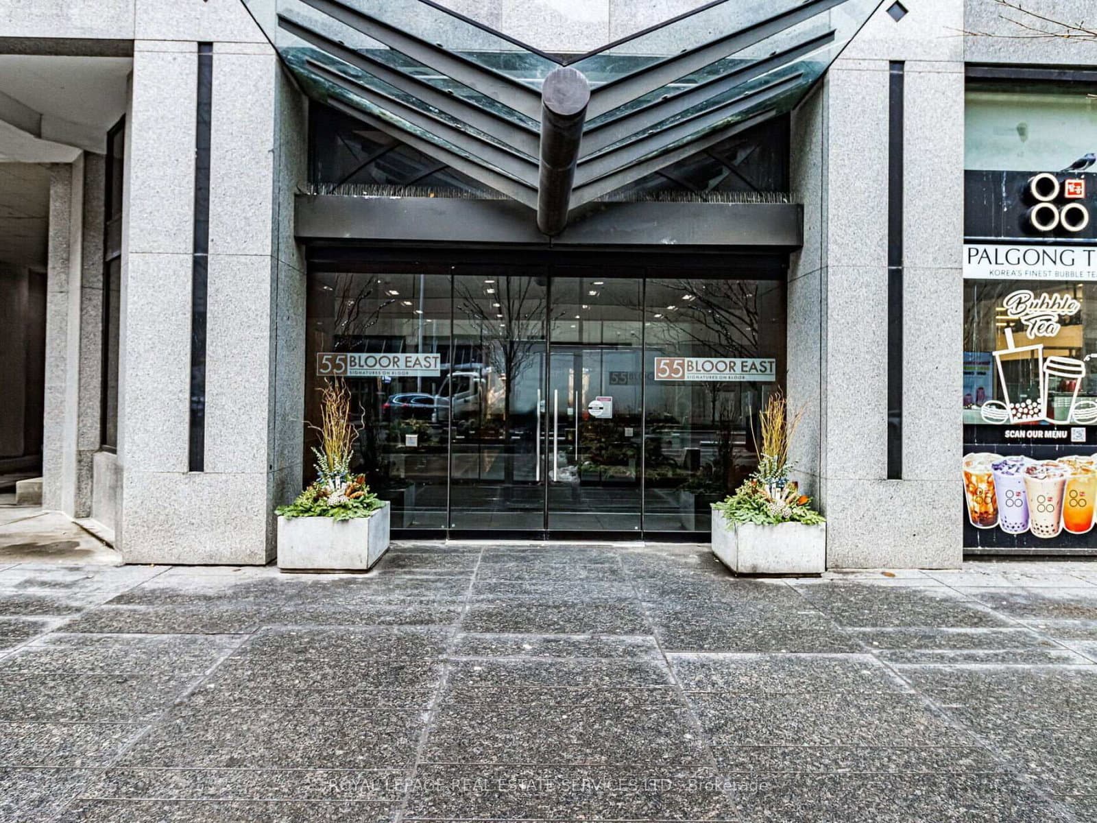 55 Bloor Street E, Unit 802 thumbnail 2