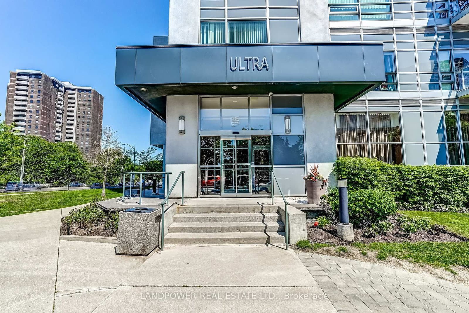 2015 Sheppard Avenue E, Unit 2006 thumbnail 2