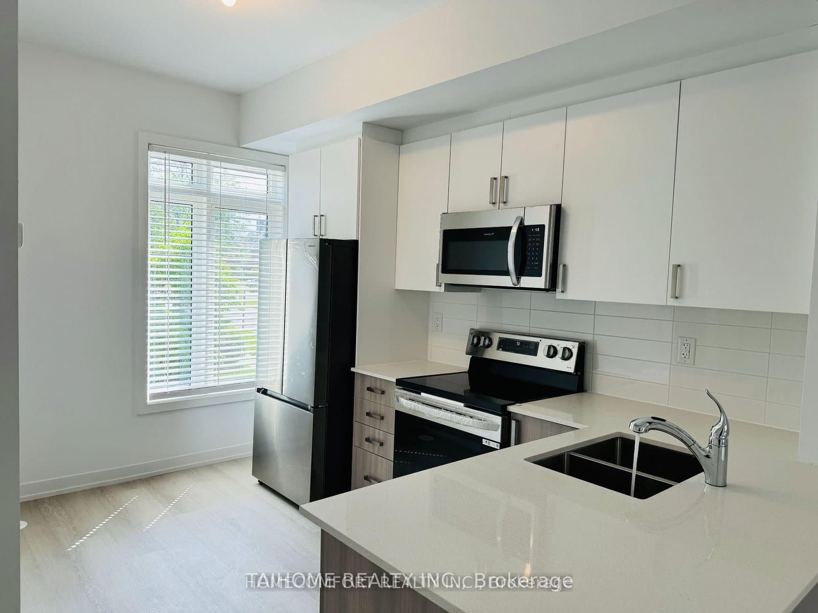 64A Tisdale Avenue thumbnail 2