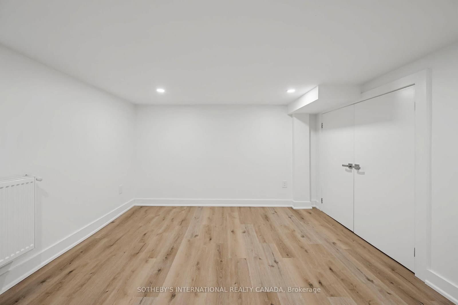 28 Strathgowan Avenue, Unit Bsmnt thumbnail 13