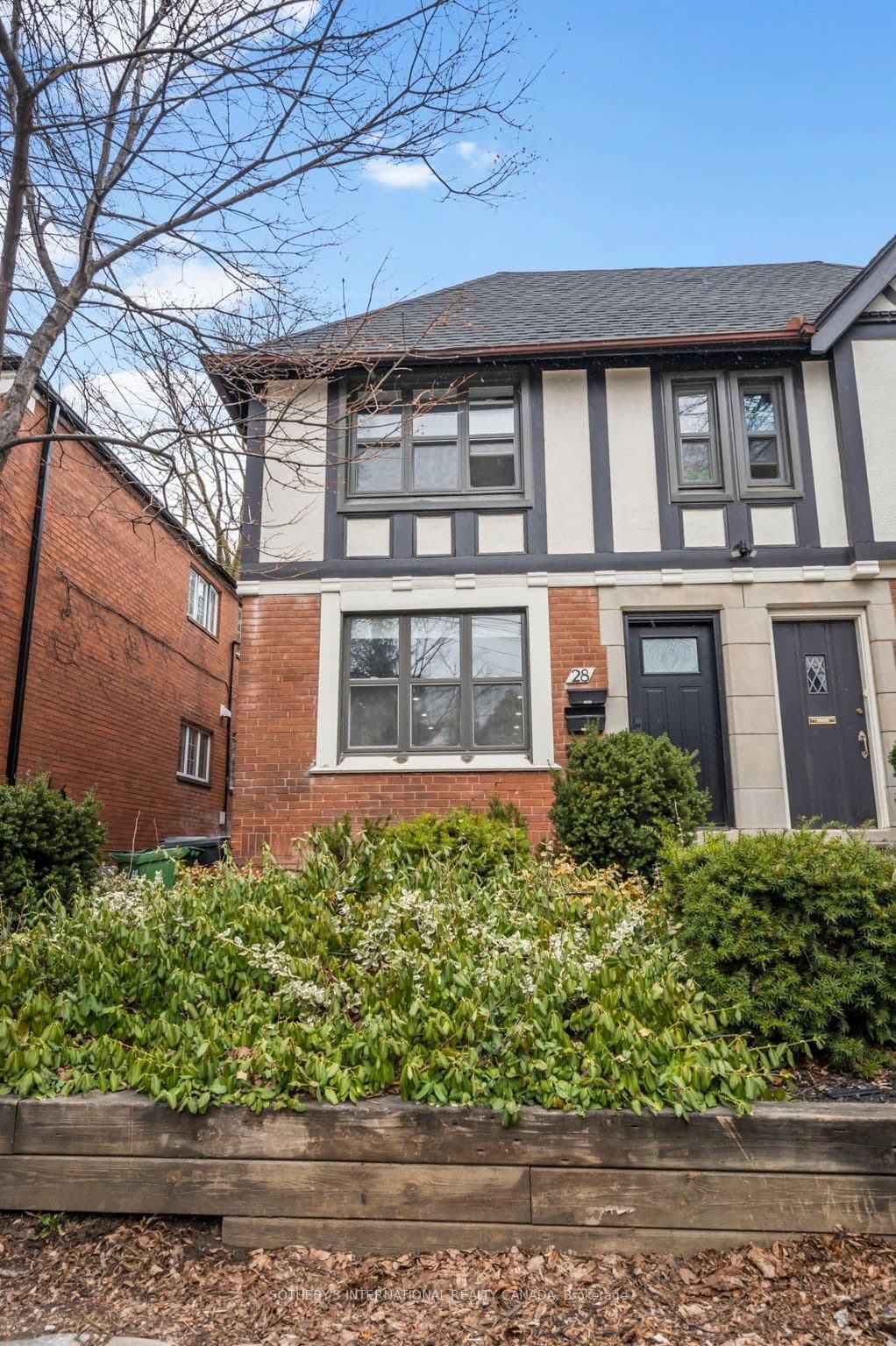 28 Strathgowan Avenue, Unit Bsmnt thumbnail 2