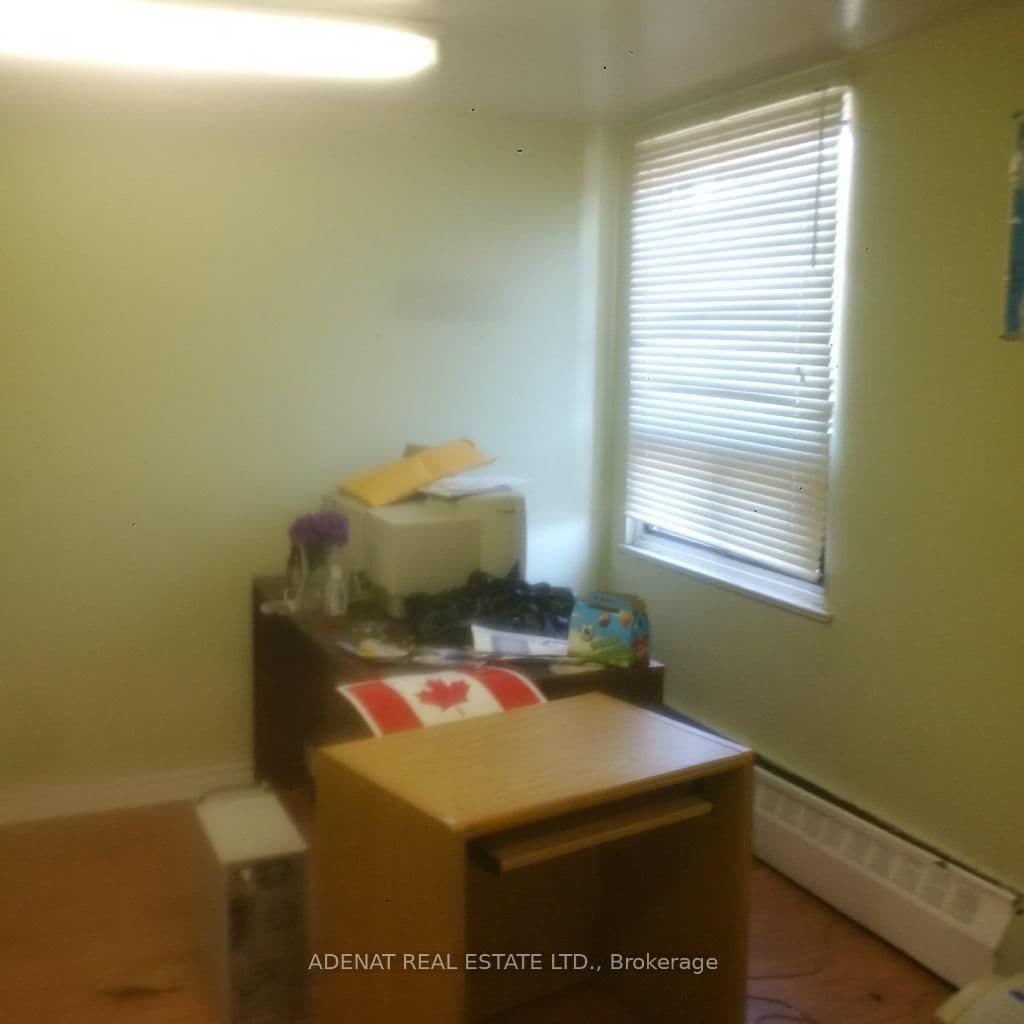 365A Wilson Avenue E, Unit #211 thumbnail 4