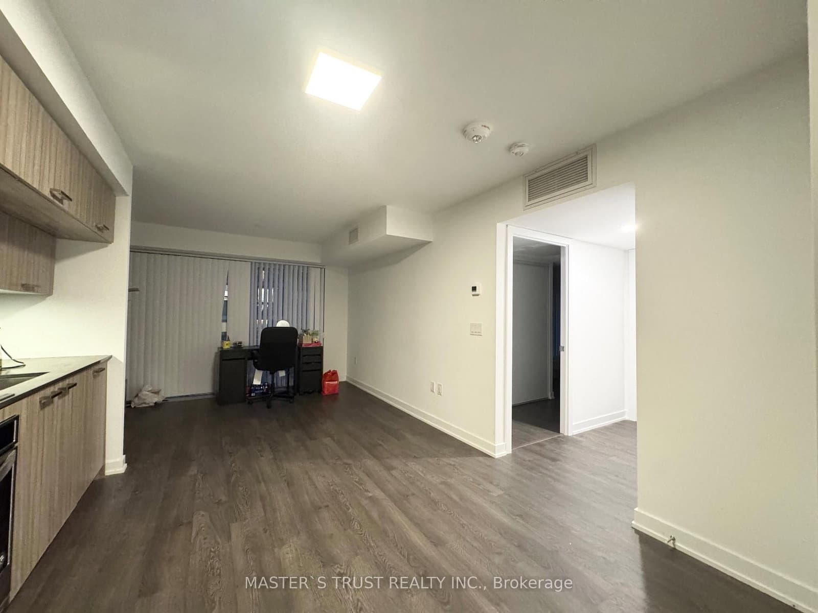 50 McCaul Street, Unit 512 thumbnail 6