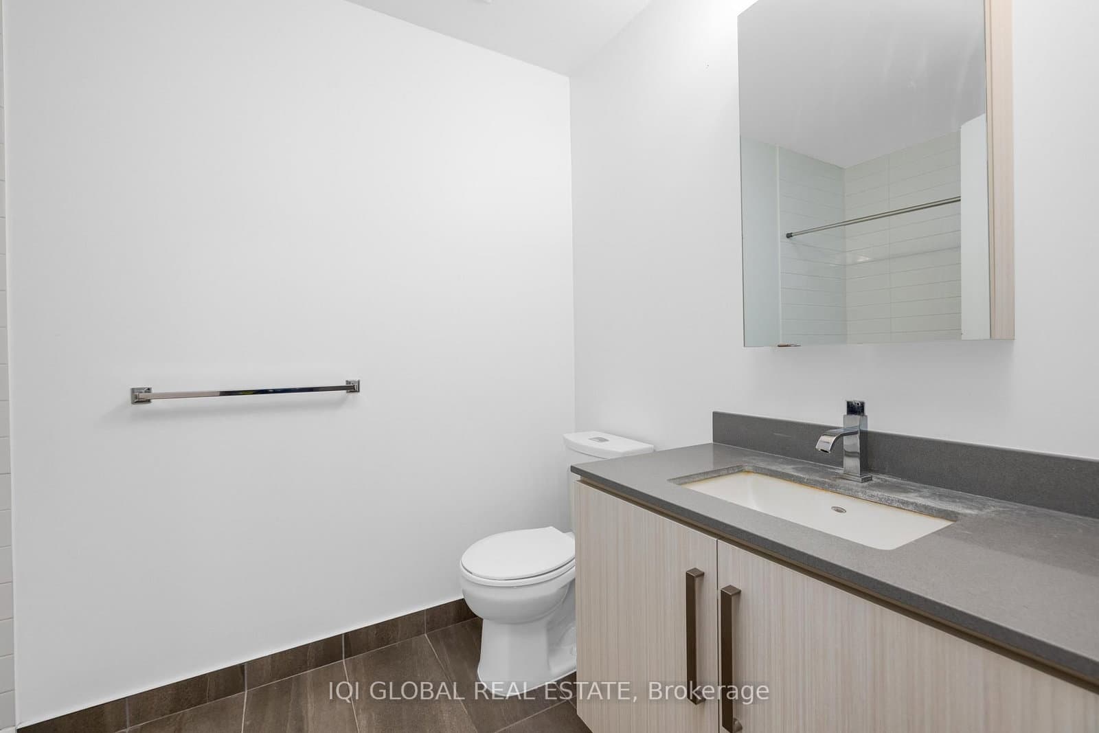 5180 Yonge Street, Unit 1809 thumbnail 4