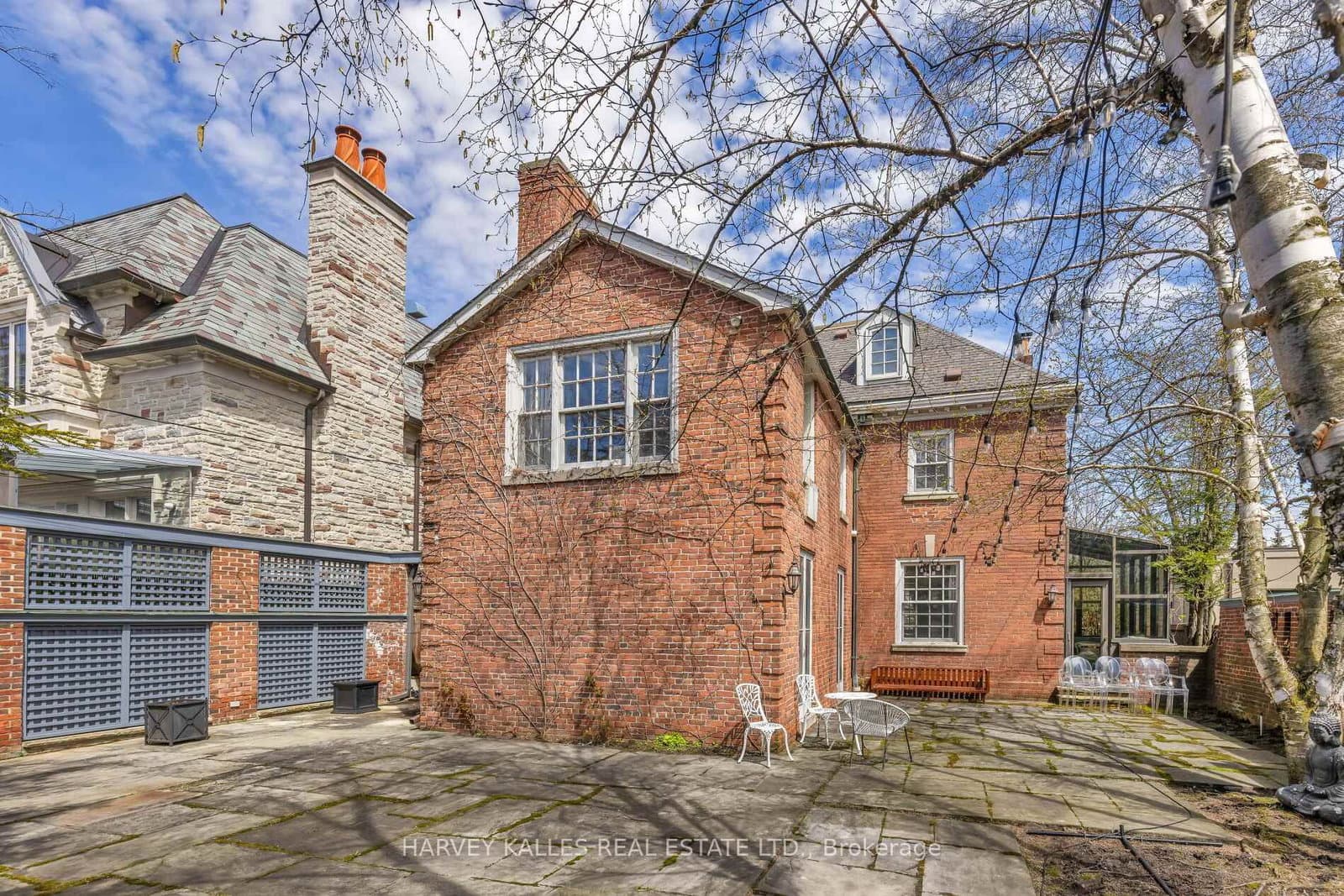 470 Russell Hill Road thumbnail 21
