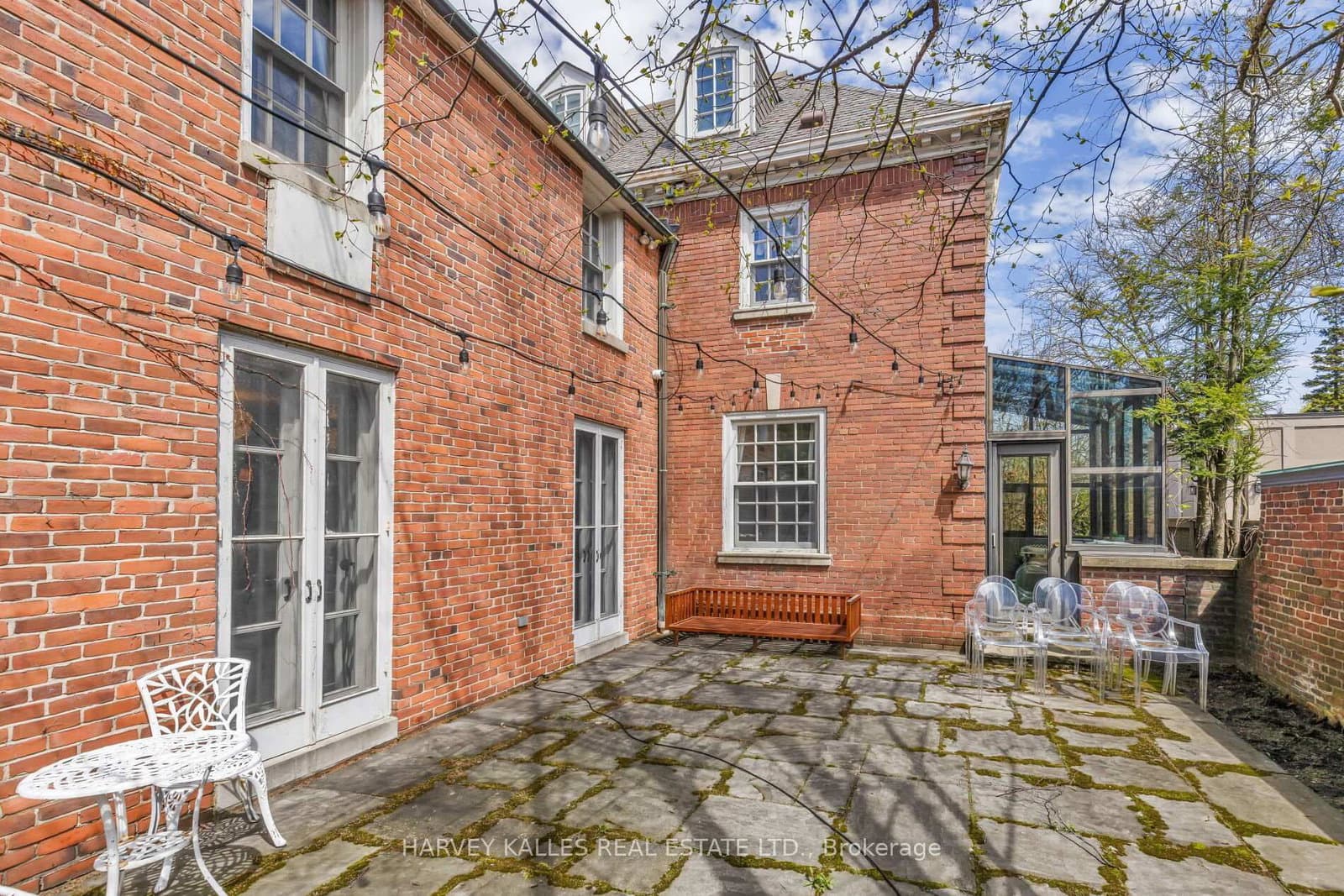 470 Russell Hill Road thumbnail 22