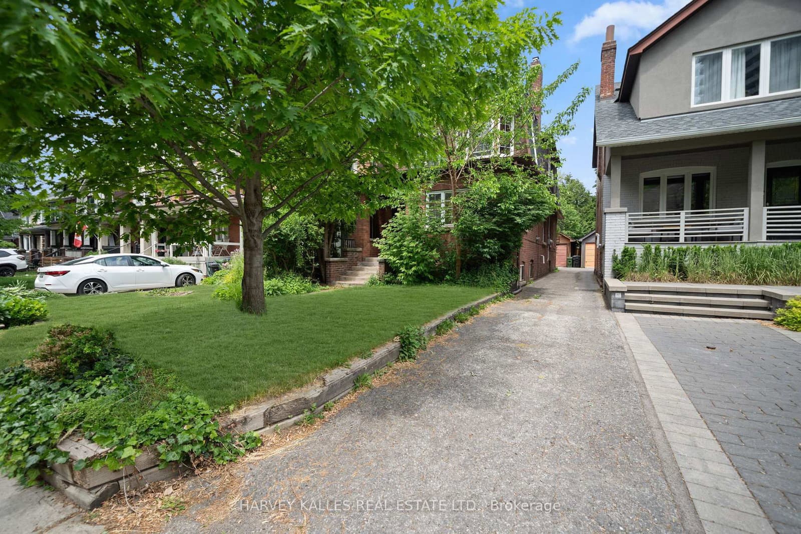 98 Roselawn Avenue thumbnail 5