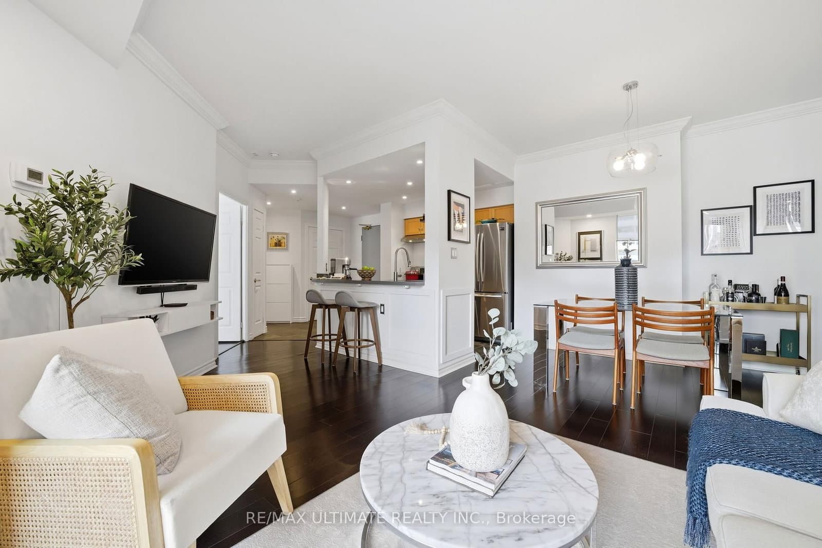 1750 Bayview Avenue, Unit 405 thumbnail 3