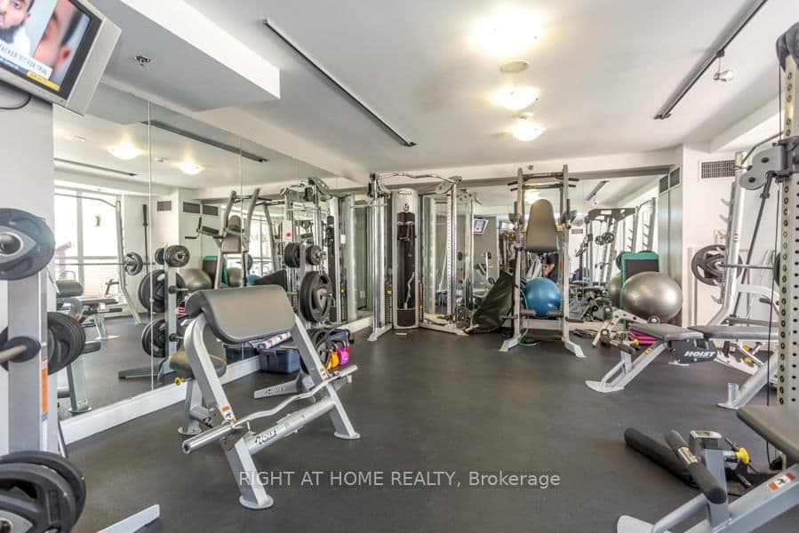 80 Cumberland Street, Unit 1705 thumbnail 36